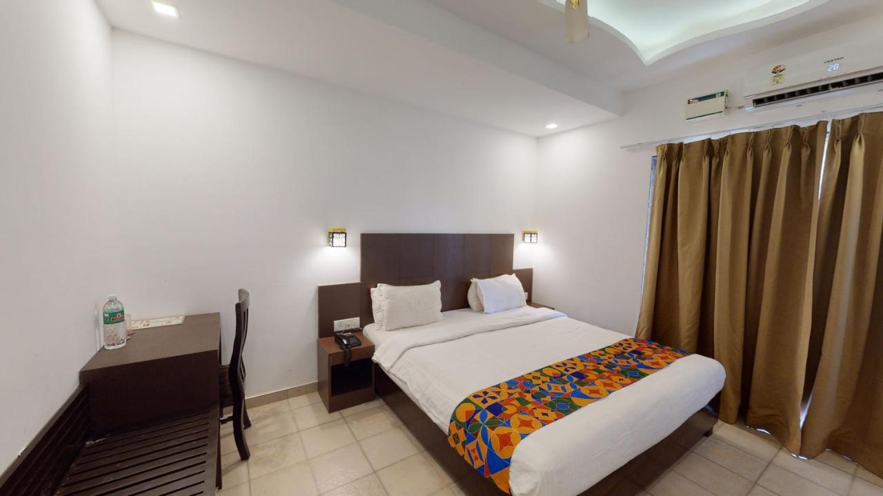 De Alcazar Calangute Hotel Kültér fotó